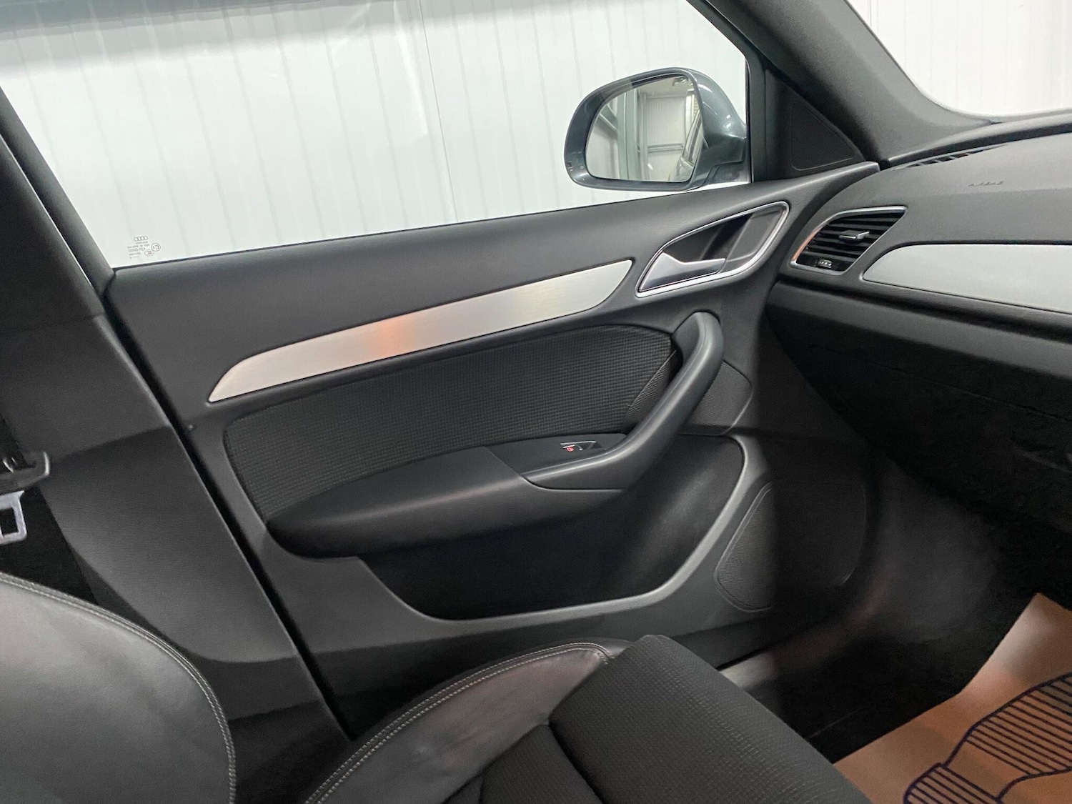 Used Audi Q3 for sale - 77229342: Photo 43