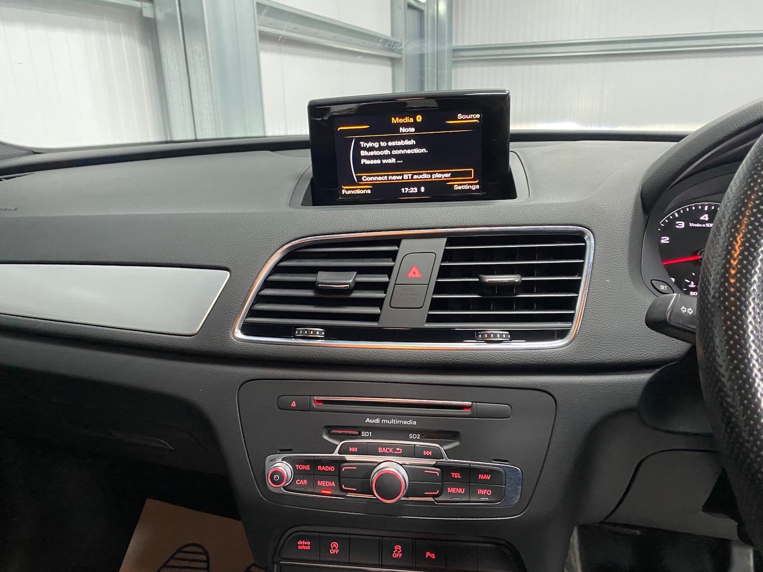 Used Audi Q3 for sale - 77229342: Photo 45