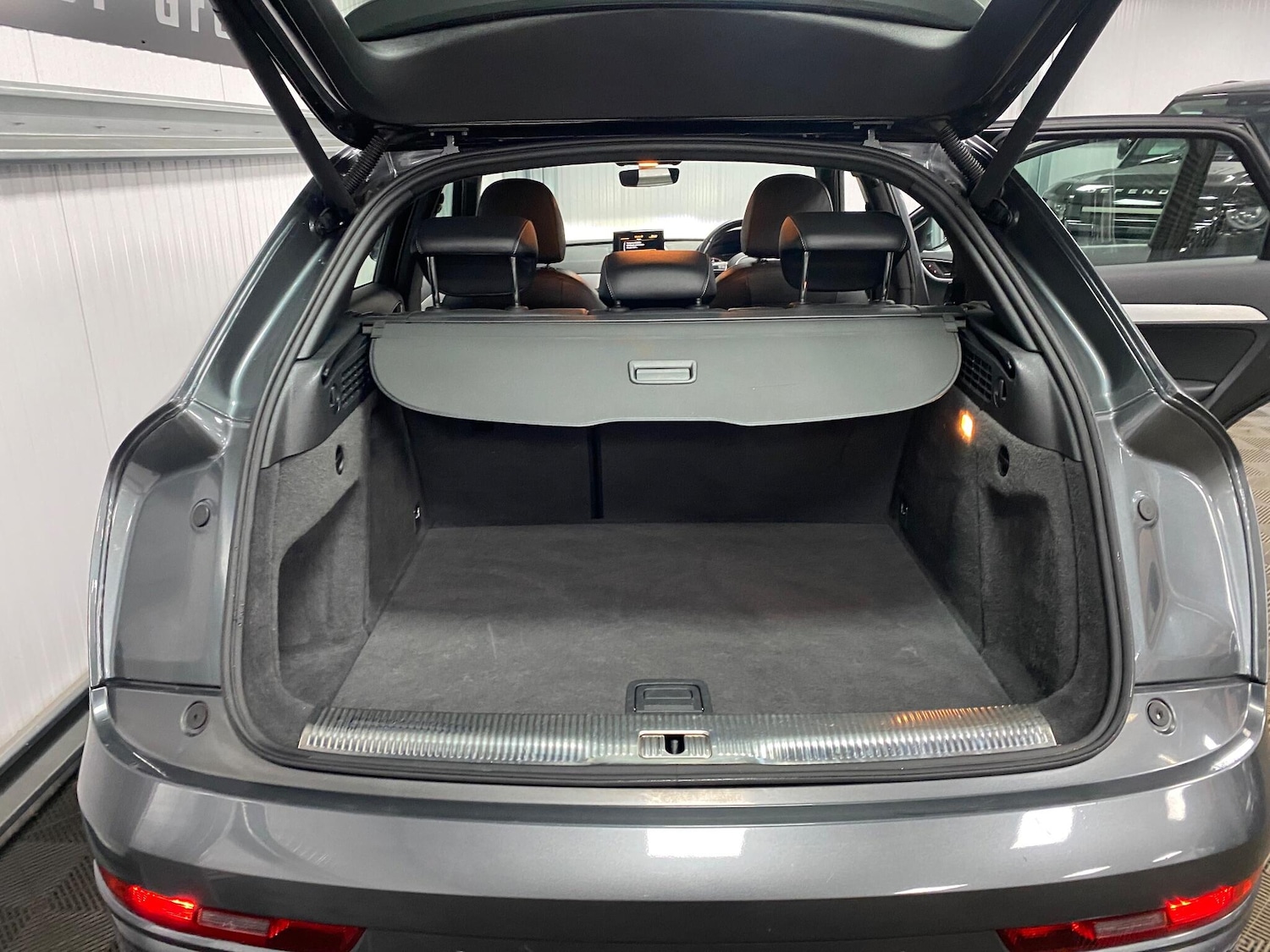 Used Audi Q3 for sale - 77229342: Photo 46