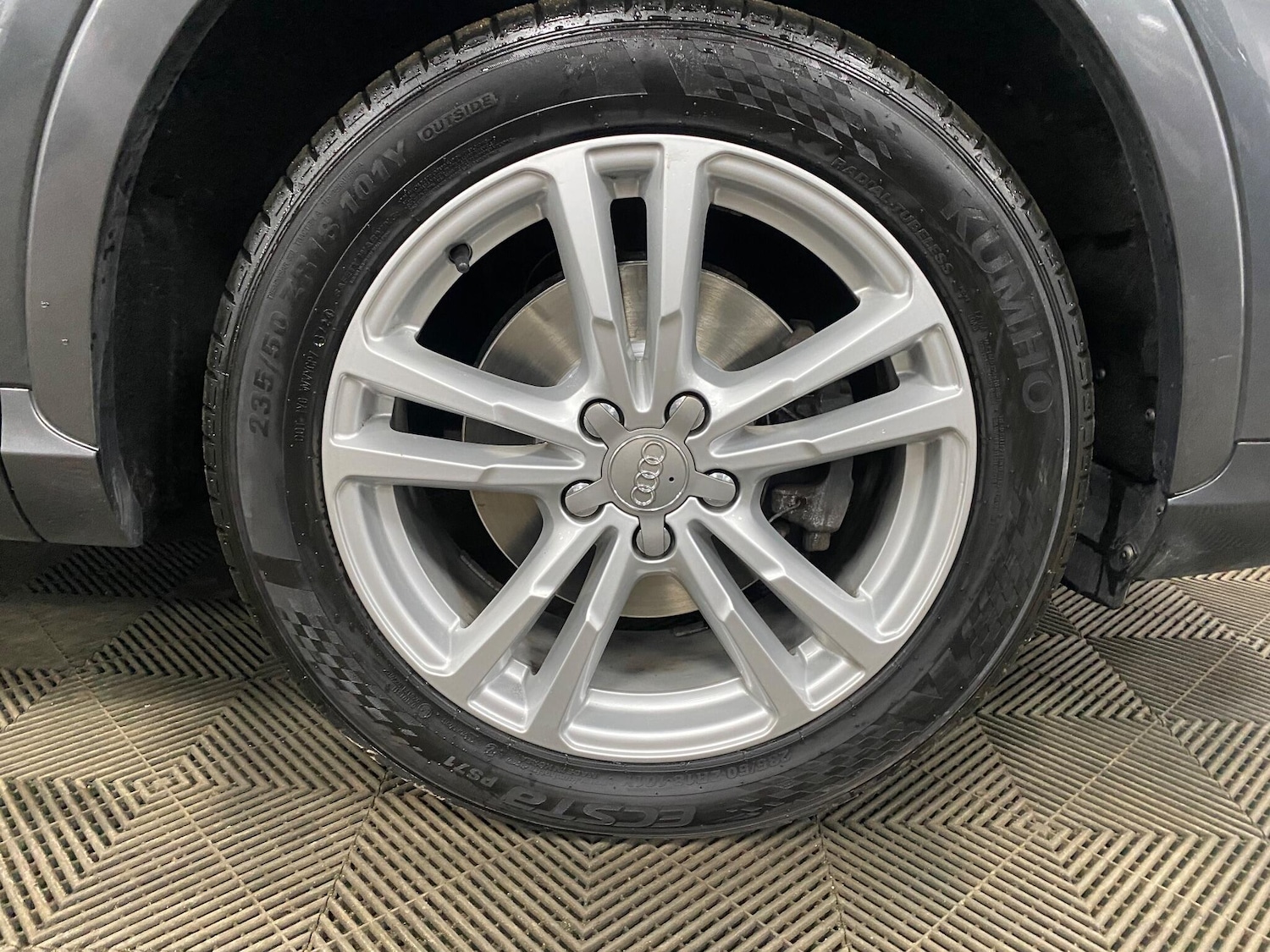 Used Audi Q3 for sale - 77229342: Photo 48