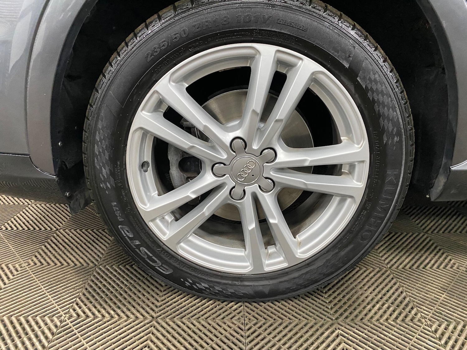 Used Audi Q3 for sale - 77229342: Photo 50