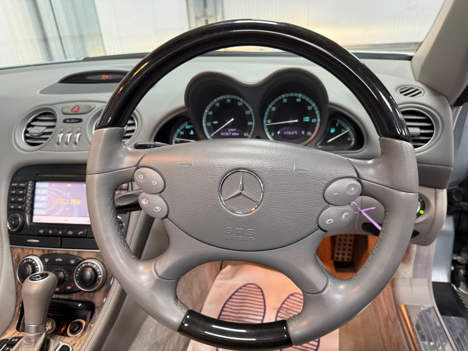 Used Mercedes-Benz SL for sale - 77705257: Photo 39