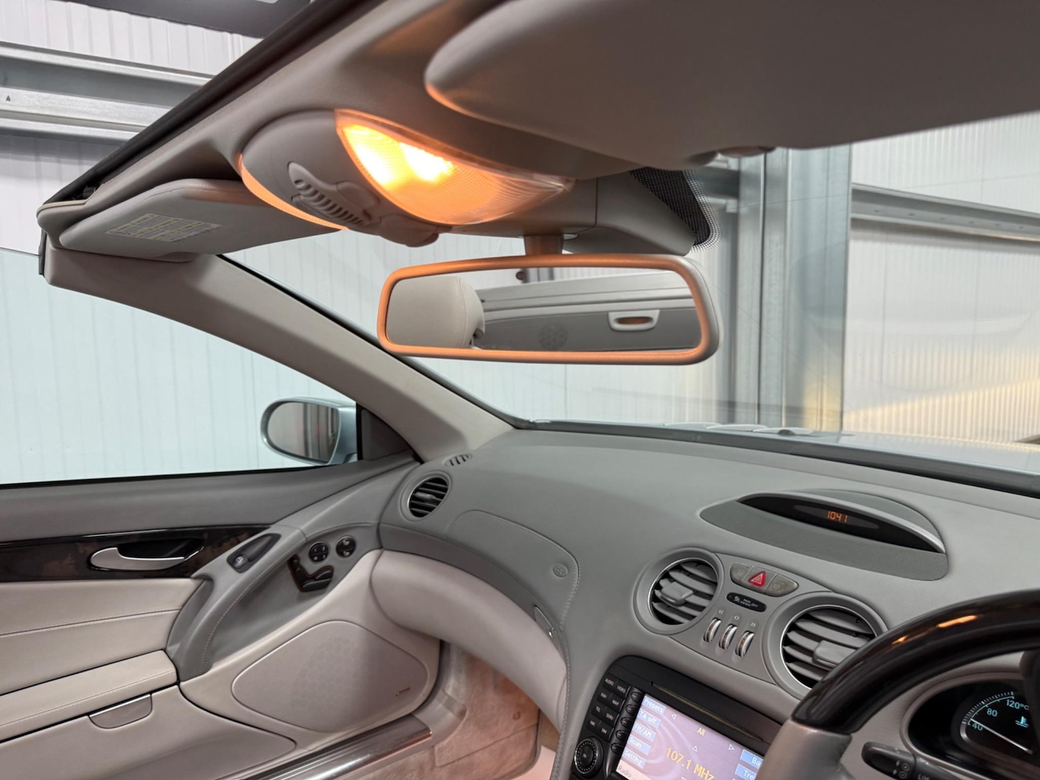 Used Mercedes-Benz SL for sale - 77705257: Photo 44