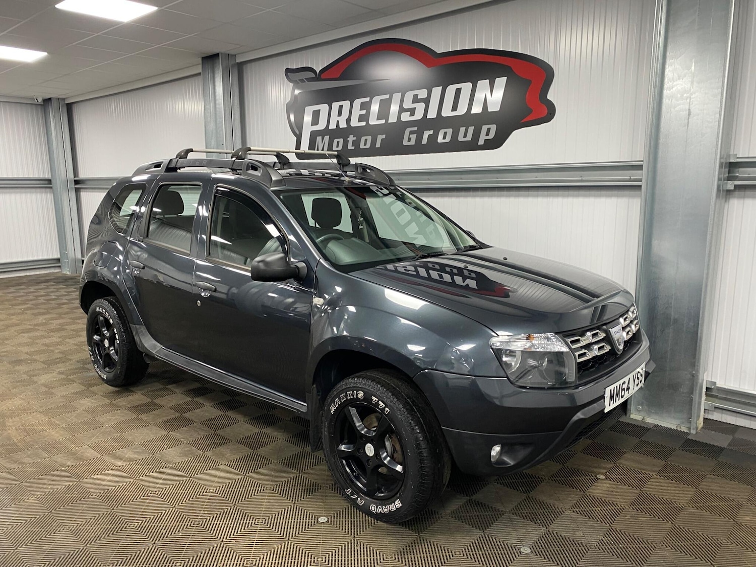 Used Dacia Duster 2015 for sale - 77291195: Photo 2