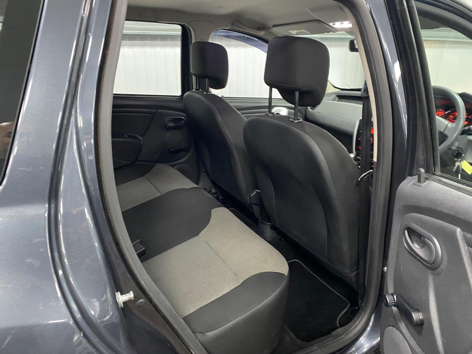 Used Dacia Duster 2015 for sale - 77291195: Photo 36