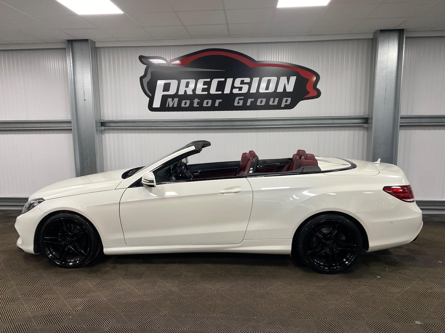 Used Mercedes-Benz E Class 2014 for sale - 76658774: Photo 7