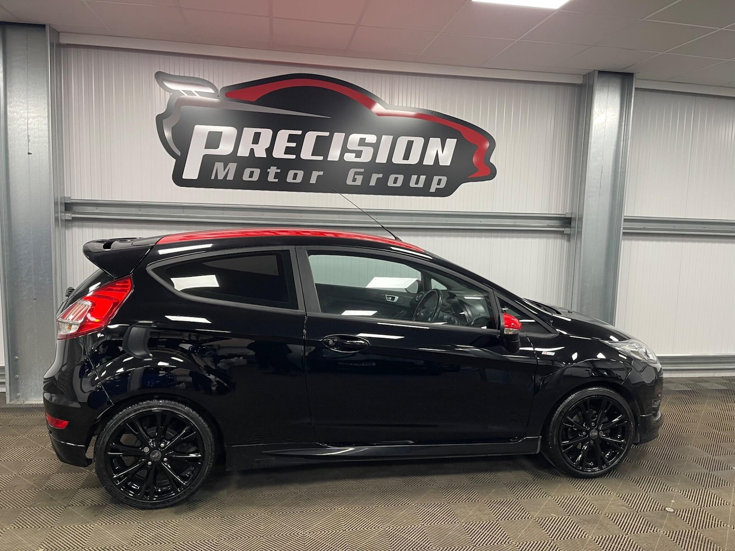 Used Ford Fiesta 2017 for sale - 77892288: Photo 24