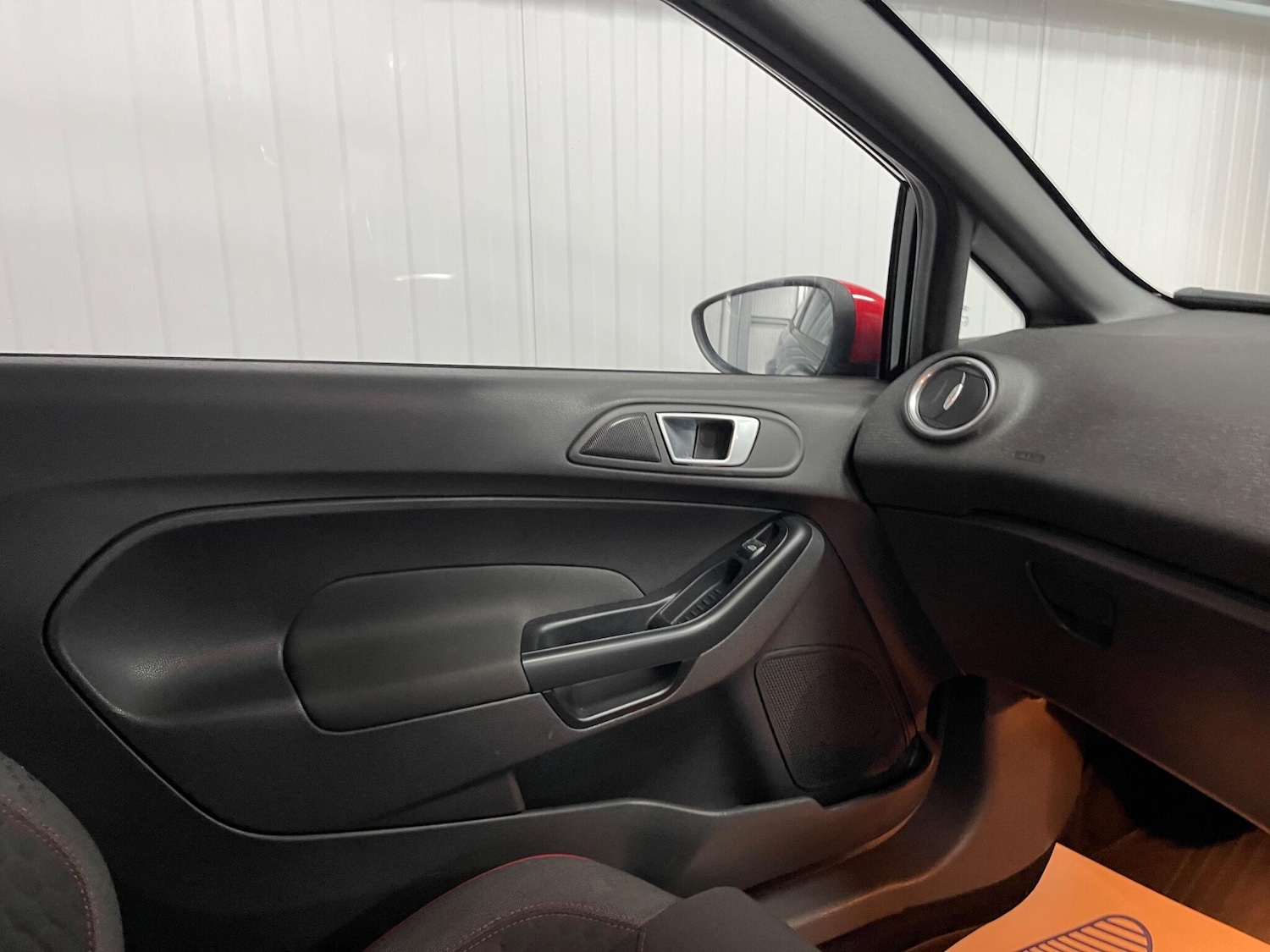 Used Ford Fiesta 2017 for sale - 77892288: Photo 38