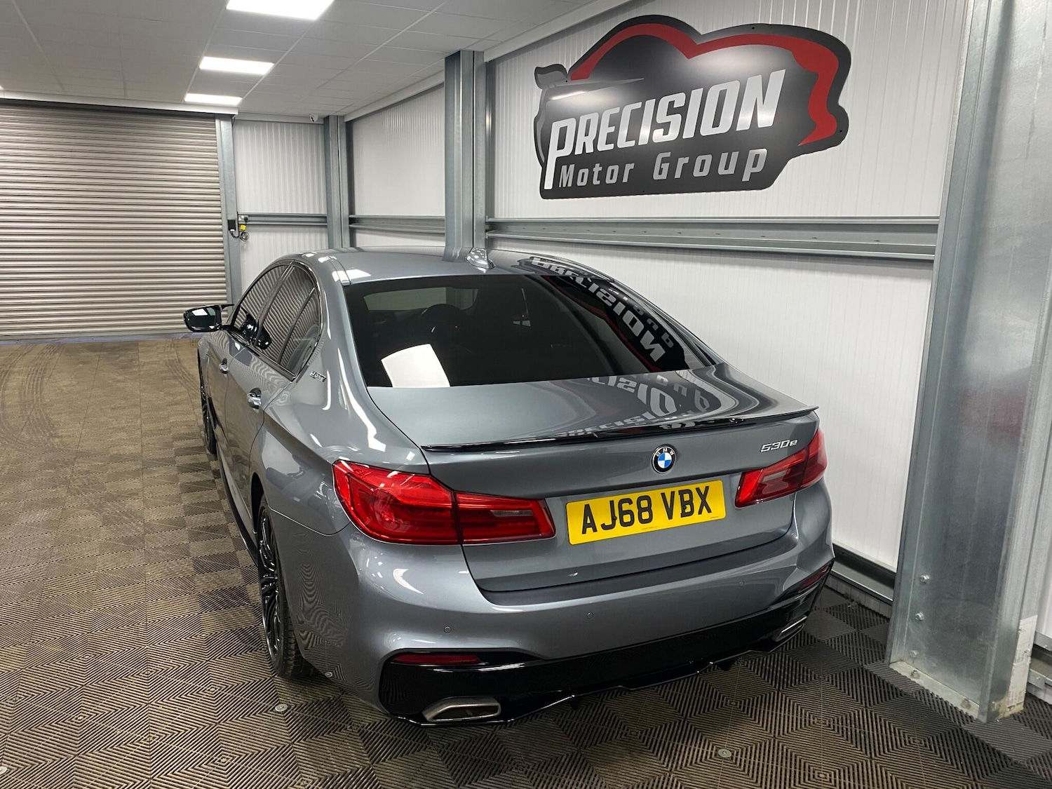 Used BMW 5 Series 2018 for sale - 76975633: Photo 12