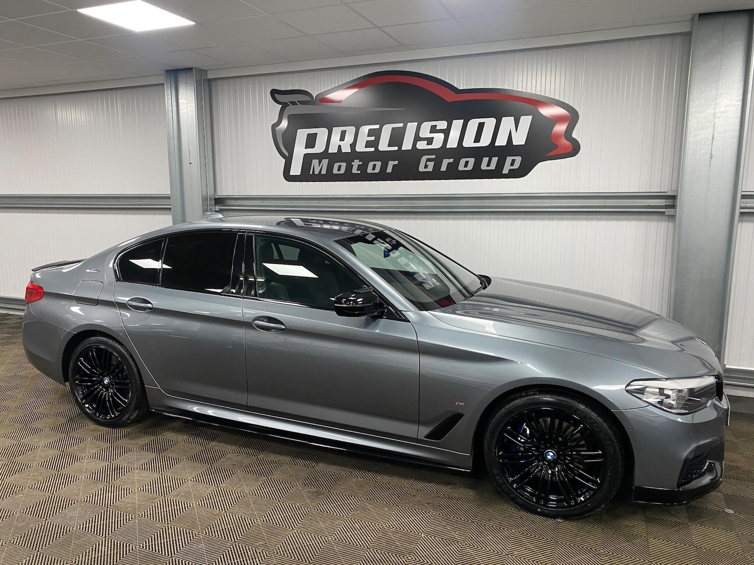 Used BMW 5 Series 2018 for sale - 76975633: Photo 19