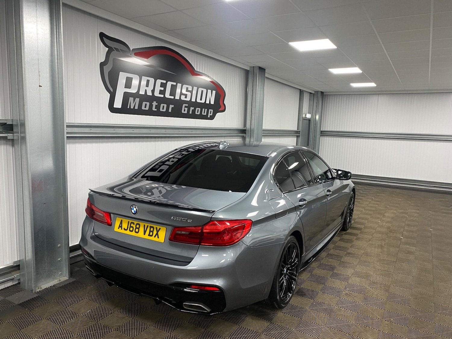 Used BMW 5 Series 2018 for sale - 76975633: Photo 24