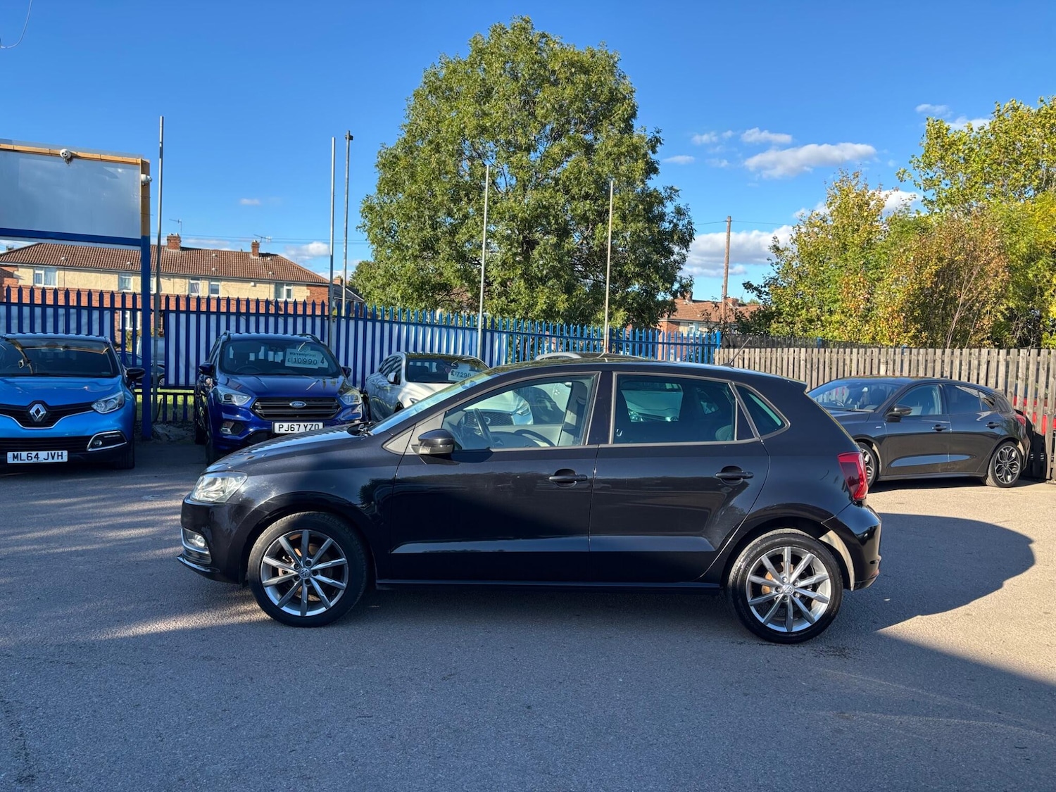 Used Volkswagen Polo 2016 for sale - 75990676: Photo 3