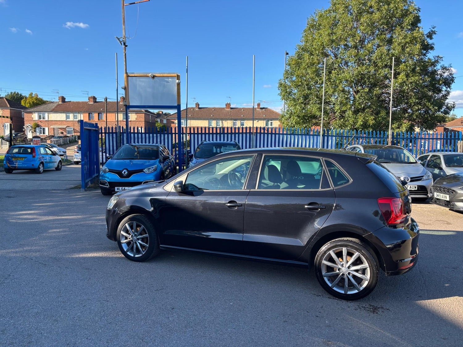 Used Volkswagen Polo 2016 for sale - 75990676: Photo 4