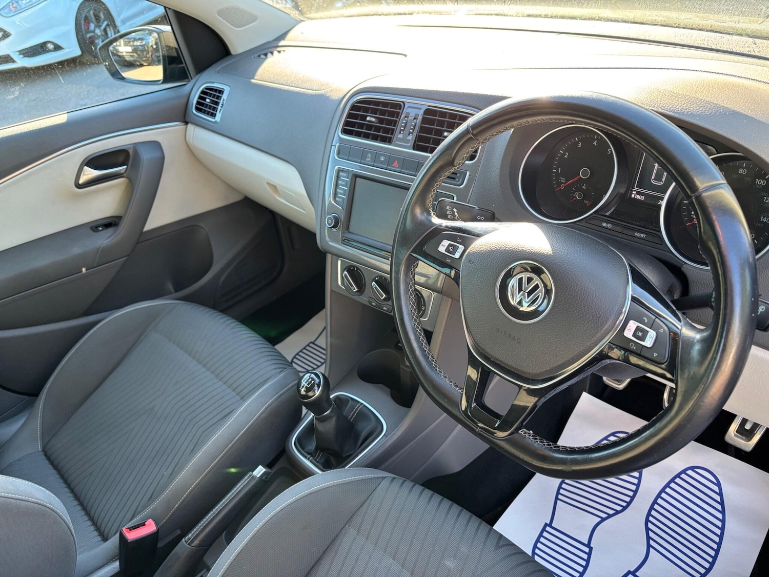 Used Volkswagen Polo 2016 for sale - 75990676: Photo 7