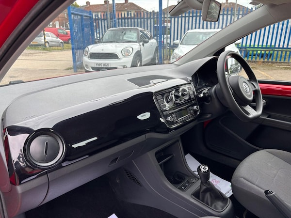 Used Volkswagen up! 2015 for sale - 76327221: Photo 9