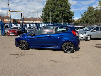 Used Ford Fiesta 2016 for sale - 79836296: Photo