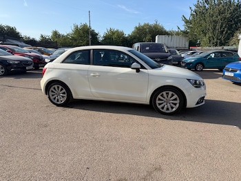 Used Audi A1 2012 for sale - 79475302: Photo