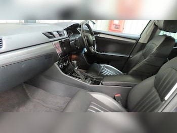 Used Skoda Superb 2018 for sale - 75707772: Photo