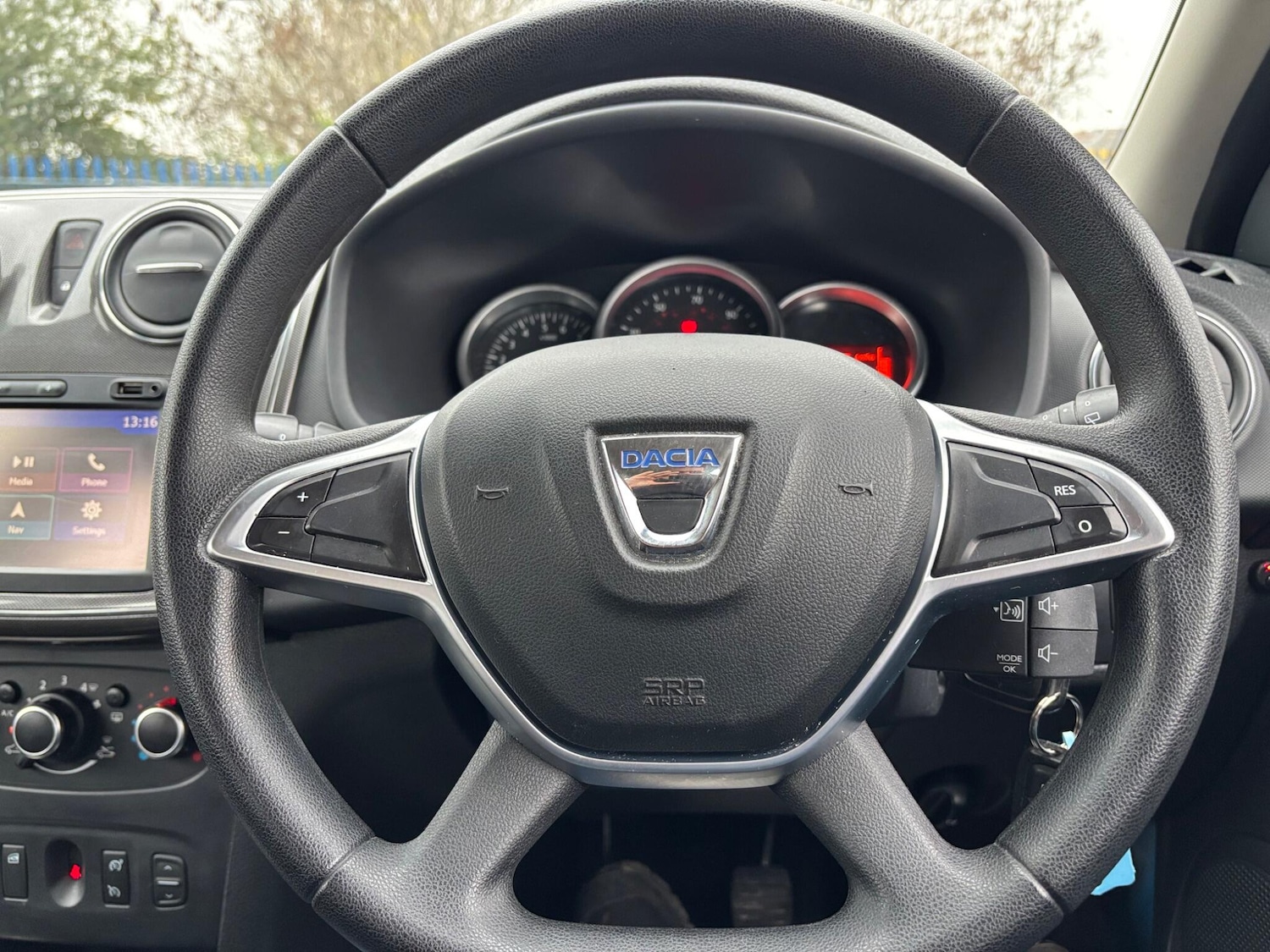 Used Dacia Sandero Stepway for sale - 76527993: Photo 8