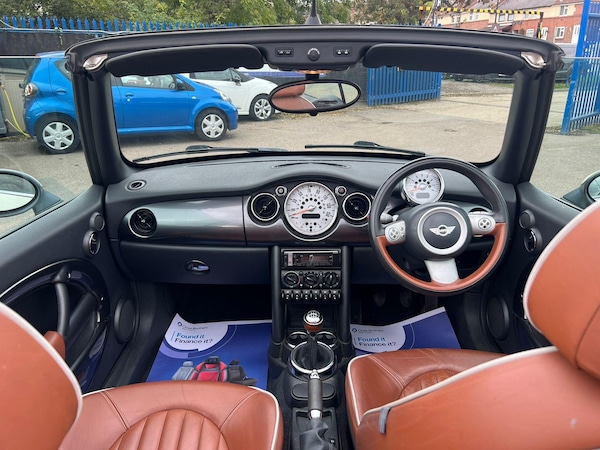 Used MINI Convertible 2007 for sale - 76042404: Photo 13