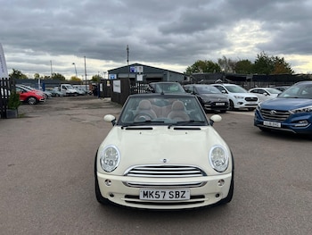 Used MINI Convertible 2007 for sale - 76042404: Photo