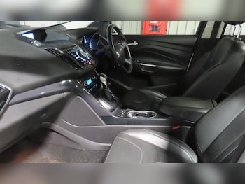 Used Ford Kuga 2015 for sale - 77345233: Photo