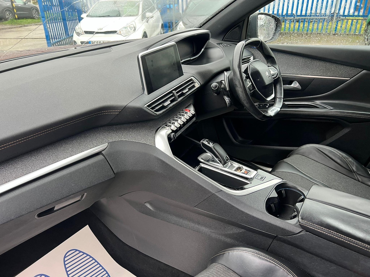 Used Peugeot 3008 2017 for sale - 76592199: Photo 11