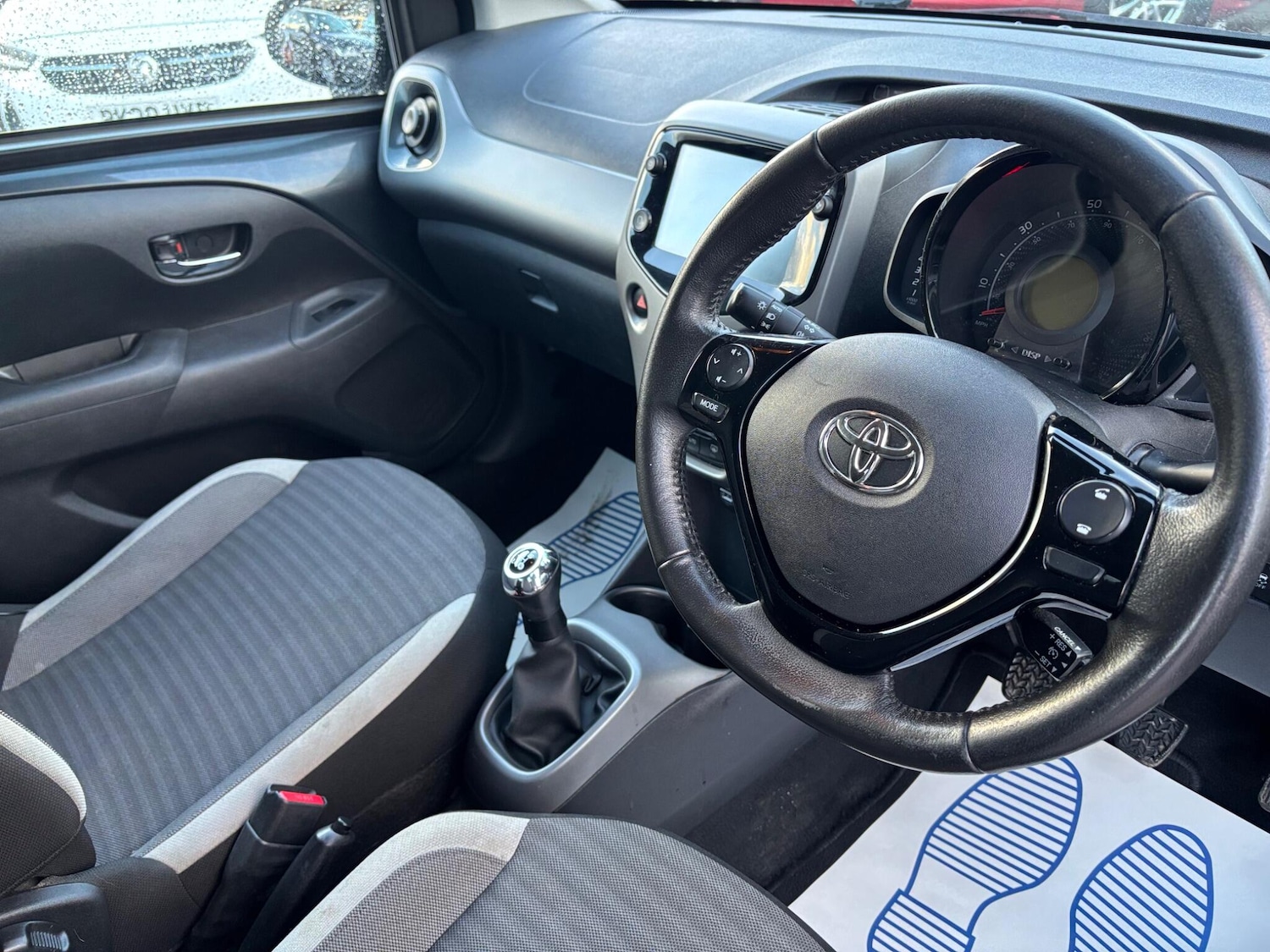 Used Toyota AYGO 2019 for sale - 76701907: Photo 8