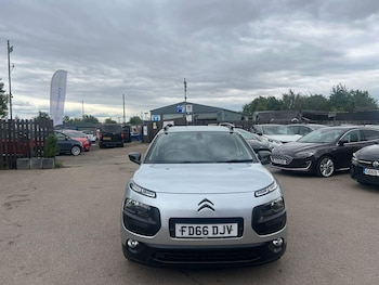 Used Citroen C4 Cactus 2017 for sale - 75449772: Photo