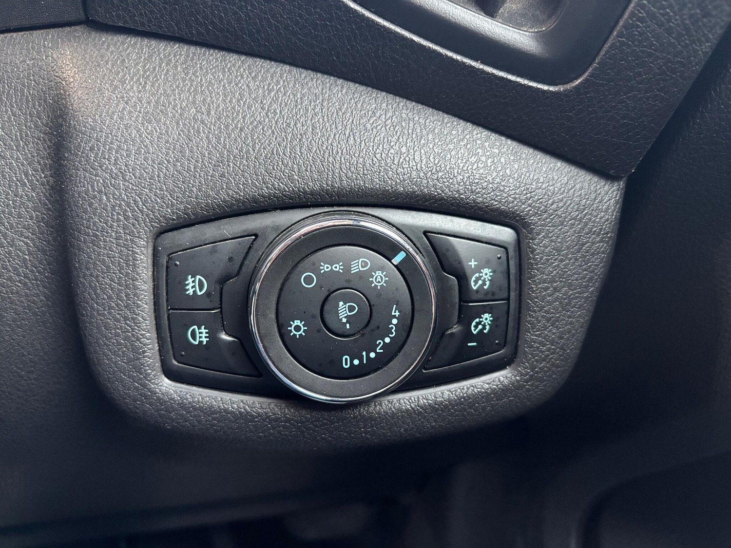 Used Ford Transit Connect 2018 for sale - 76997182: Photo 11