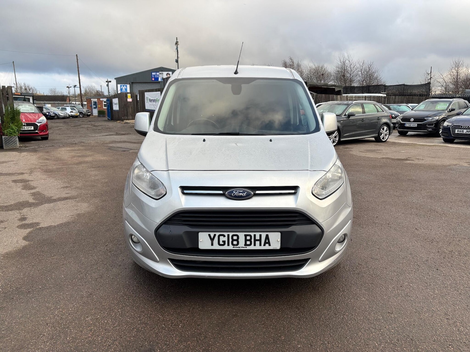 Used Ford Transit Connect 2018 for sale - 76997182: Photo 2