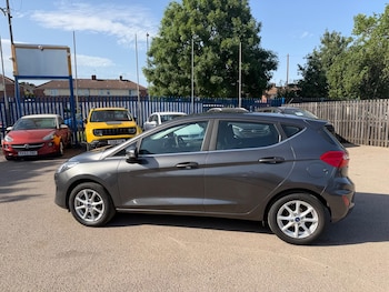 Used Ford Fiesta 2017 for sale - 79033683: Photo