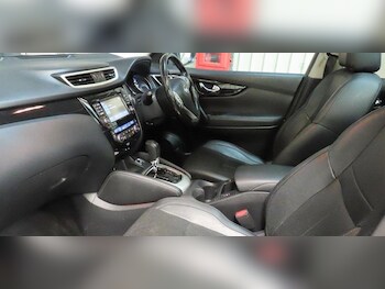 Used Nissan Qashqai 2015 for sale - 76965509: Photo