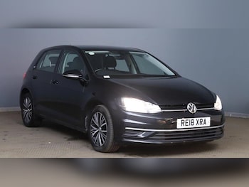 Used Volkswagen Golf 2018 for sale - 77839251: Photo