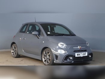Used Abarth 595 2017 for sale - 78301610: Photo