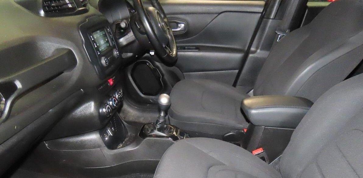 Used Jeep Renegade 2016 for sale - 77163257: Photo 2