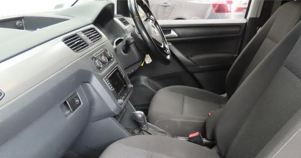 Used Volkswagen Caddy Maxi Life 2016 for sale - 78220060: Photo 2