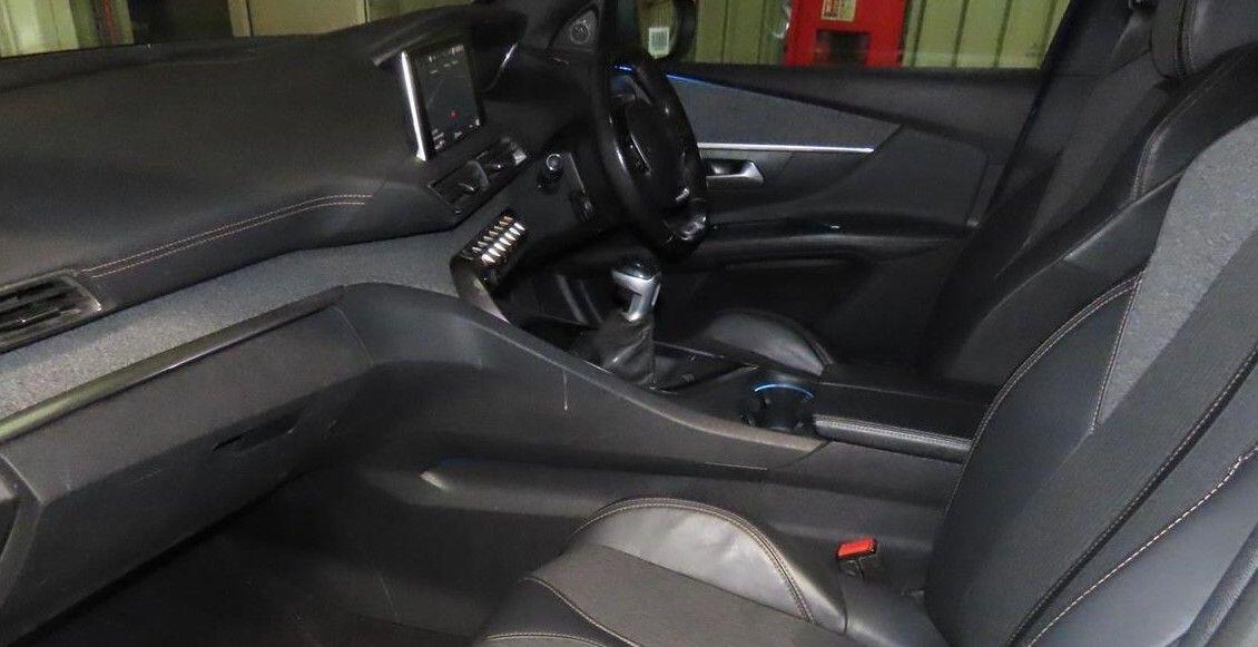 Used Peugeot 3008 2017 for sale - 77575070: Photo 2