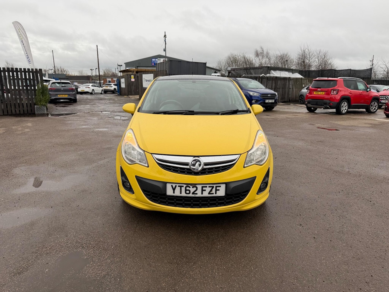 Used Vauxhall Corsa 2012 for sale - 77559303: Photo 2
