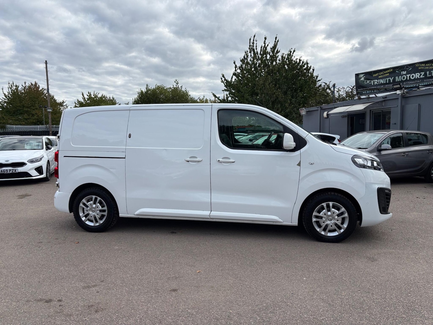 Used Vauxhall Vivaro 2020 for sale - 76349245: Photo 1