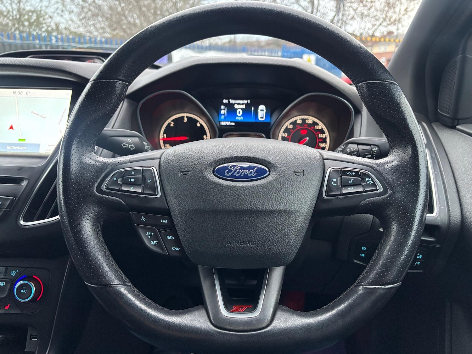 Used Ford Focus 2017 for sale - 77057509: Photo 14