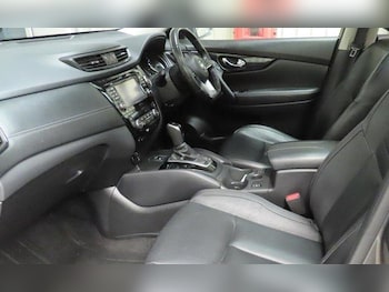 Used Nissan X-Trail 2017 for sale - 78220154: Photo