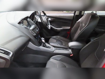 Used Ford Focus 2018 for sale - 79212182: Photo
