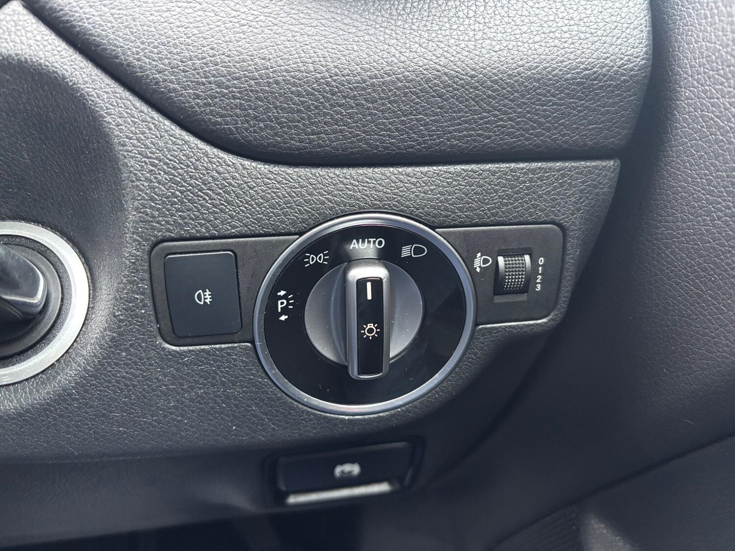 Used Mercedes-Benz GLA for sale - 77484040: Photo 16