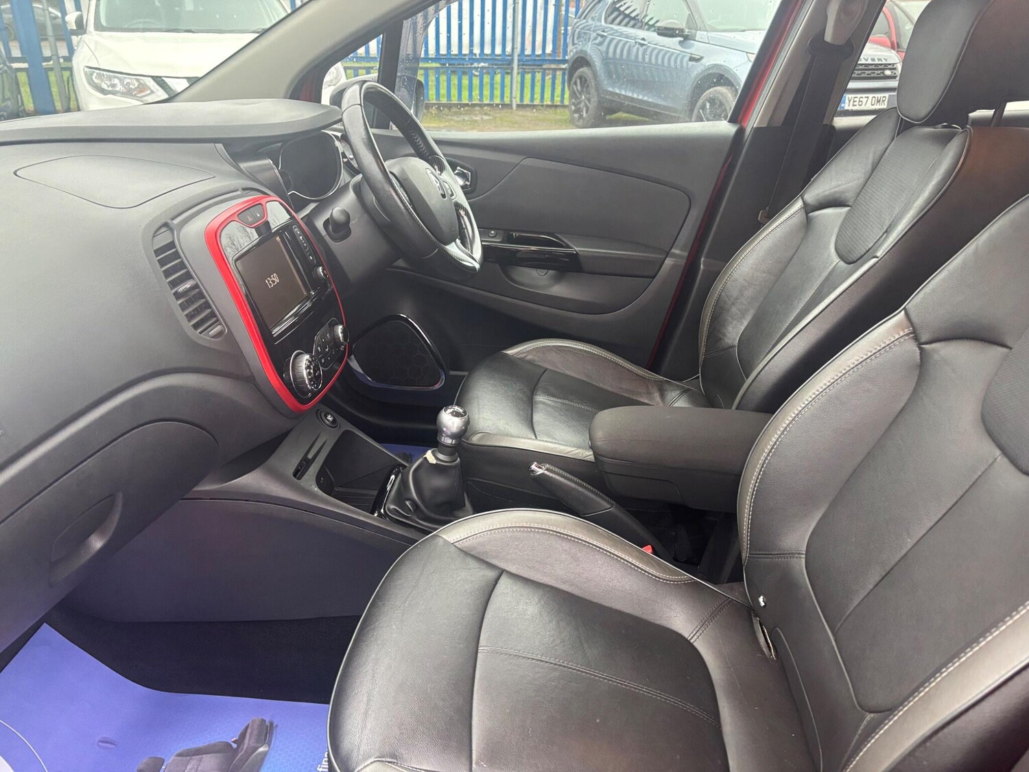 Used Renault Captur for sale - 77484328: Photo 11