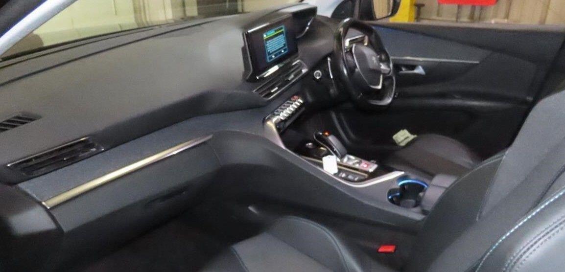 Used Peugeot 3008 2021 for sale - 76952813: Photo 2