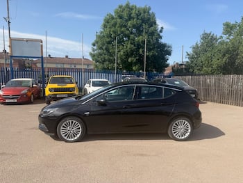 Used Vauxhall Astra 2018 for sale - 79712028: Photo