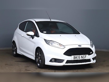 Used Ford Fiesta 2015 for sale - 75883867: Photo