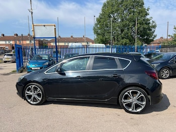 Used Vauxhall Astra 2013 for sale - 75402085: Photo