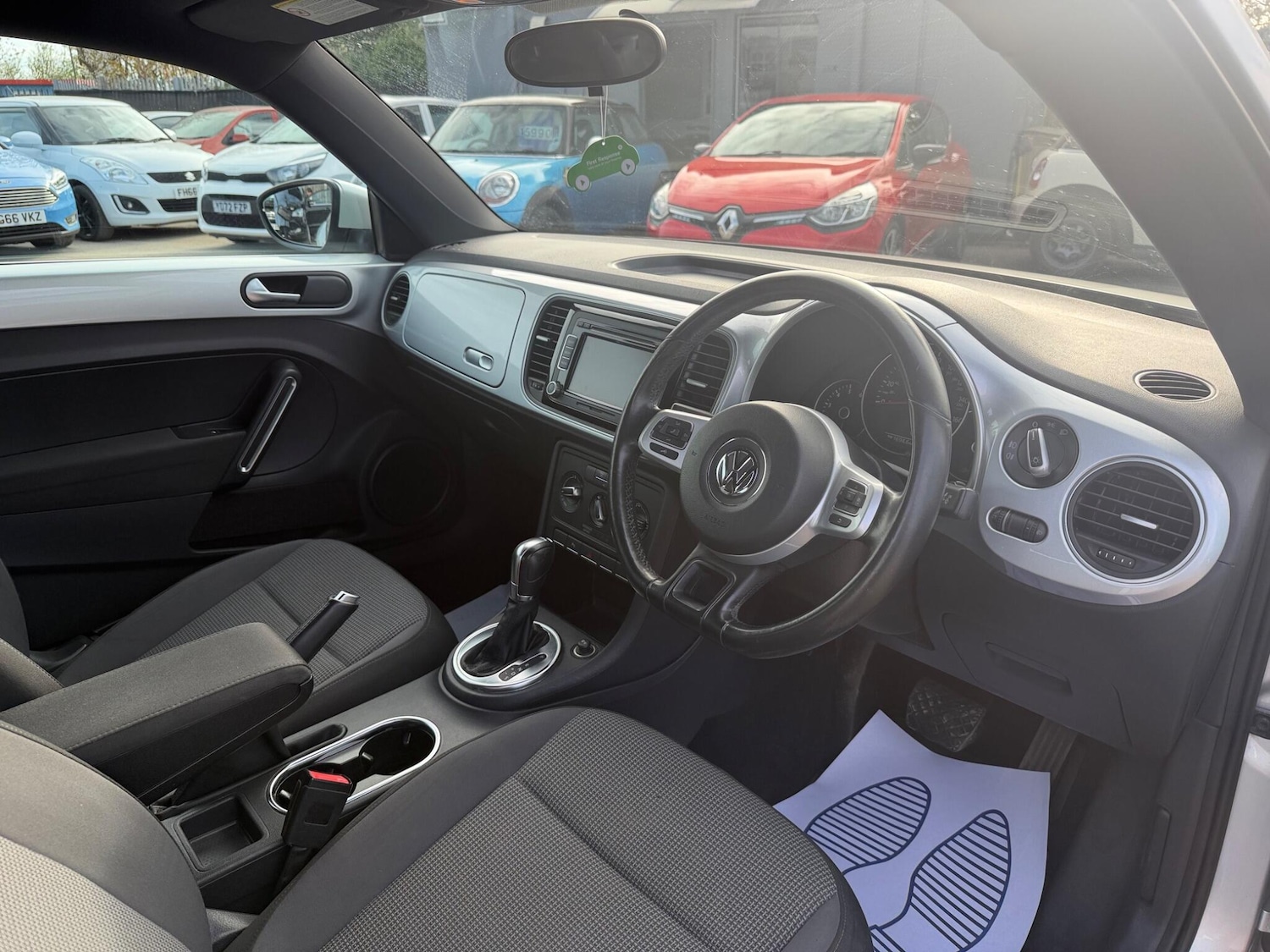 Used Volkswagen Beetle 2012 for sale - 78204741: Photo 8